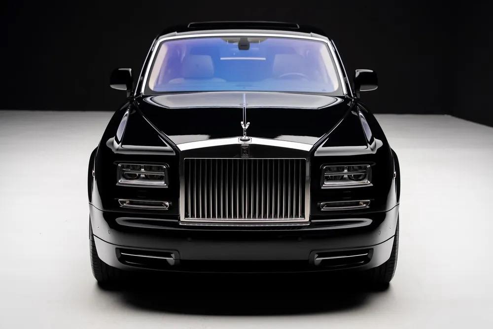 Black Rolls Royce Phantom Luxury
